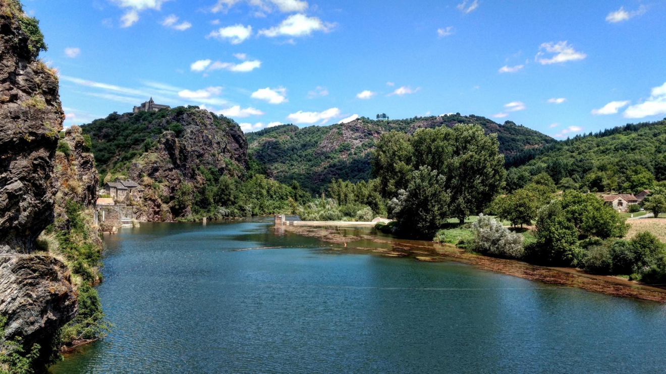 Un méandre exceptionnel, l'un des plus beaux sites naturels du Tarn